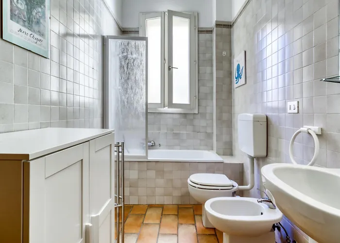 Castiglione Family By Wonderful Italy * Bologna